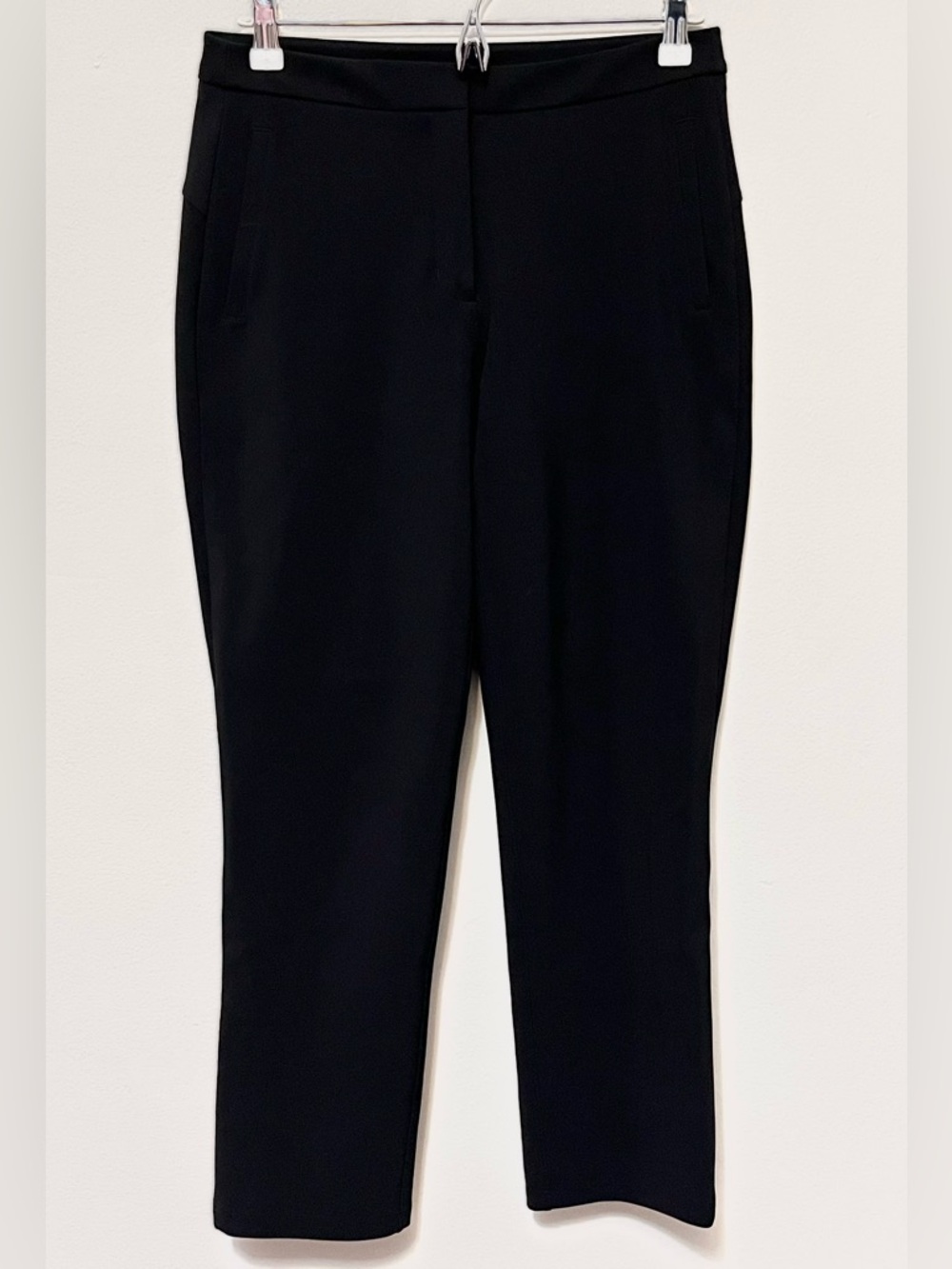 Lululemon • 6 • On The Move Solid Black Stretch Technical Pants 27” Inseam